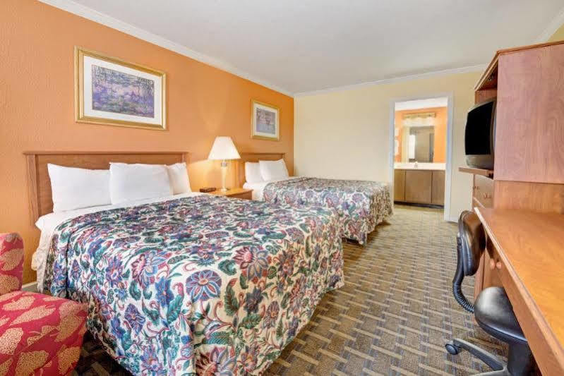 Motel 6-Dayton, Oh Shanersville Exterior photo